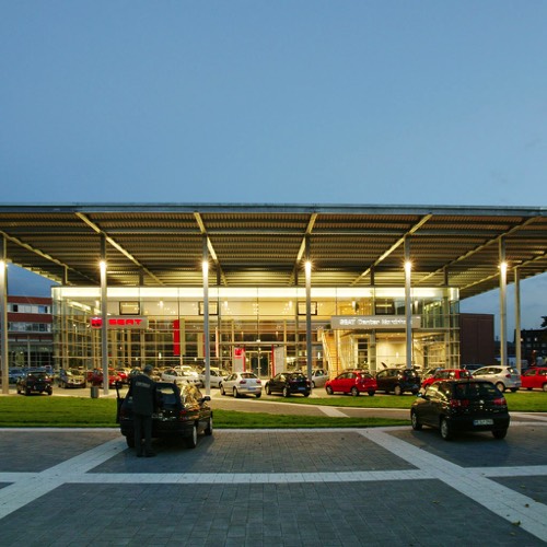 Ansgar Maria van Treeck | Service Stations and Show Rooms 10
